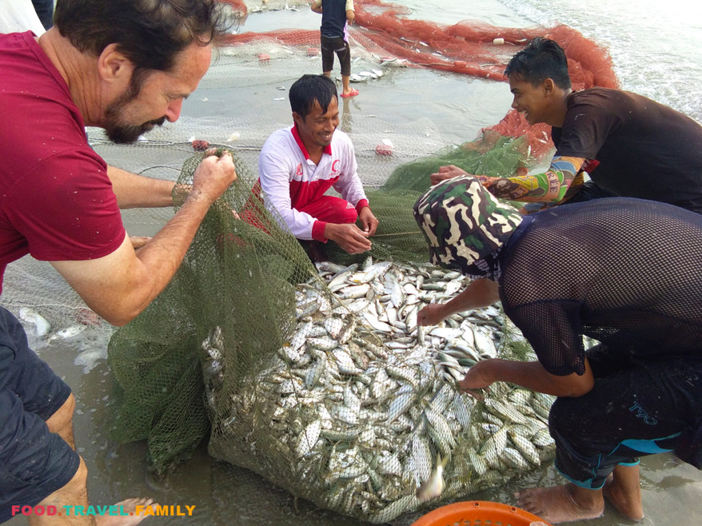 Fishing with Kuantan Fishermen